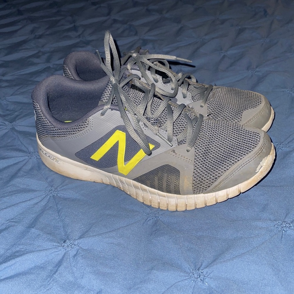 New Balance Men’s Sneakers